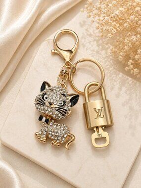 Louis Vuitton Authentic Gold Padlock 🔑 Key + Stylish Unbranded Cat Bag Charm